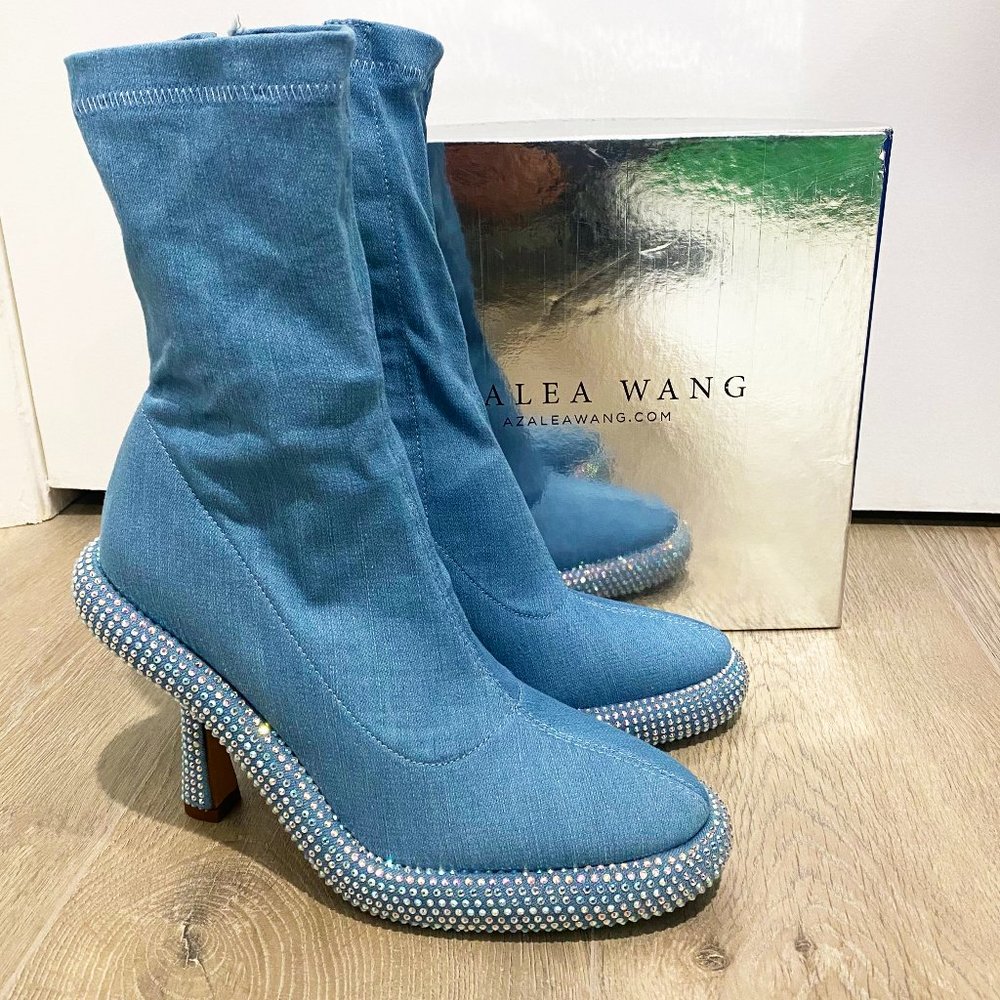 AZALEA WANG MAE Boots Blue Denim Size 8 US *BRAND NEW W/ BOX*
